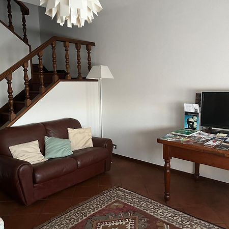 Home Azzurra カポローナ エクステリア 写真